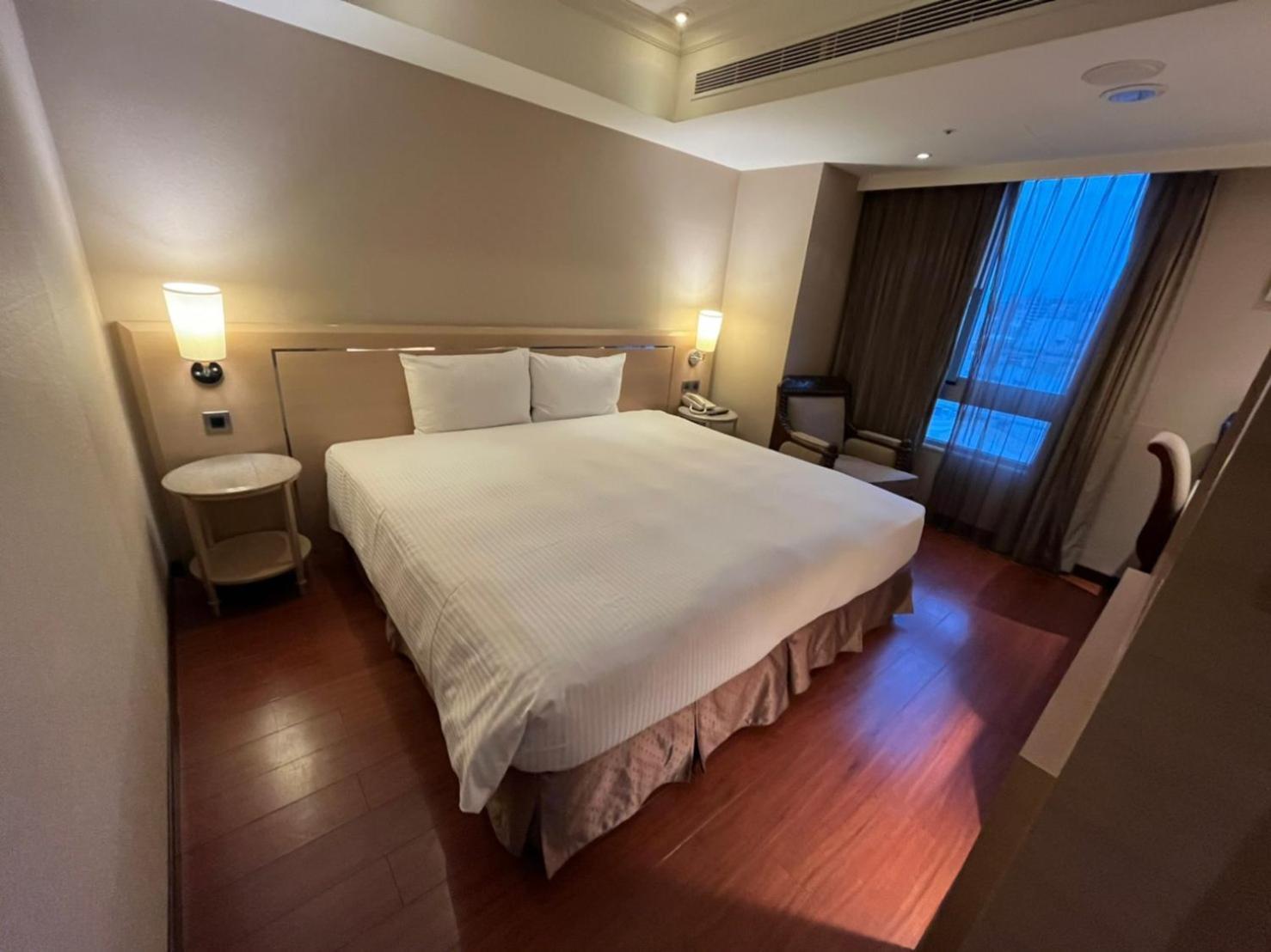 Taichung Charming City Hotel Exterior photo