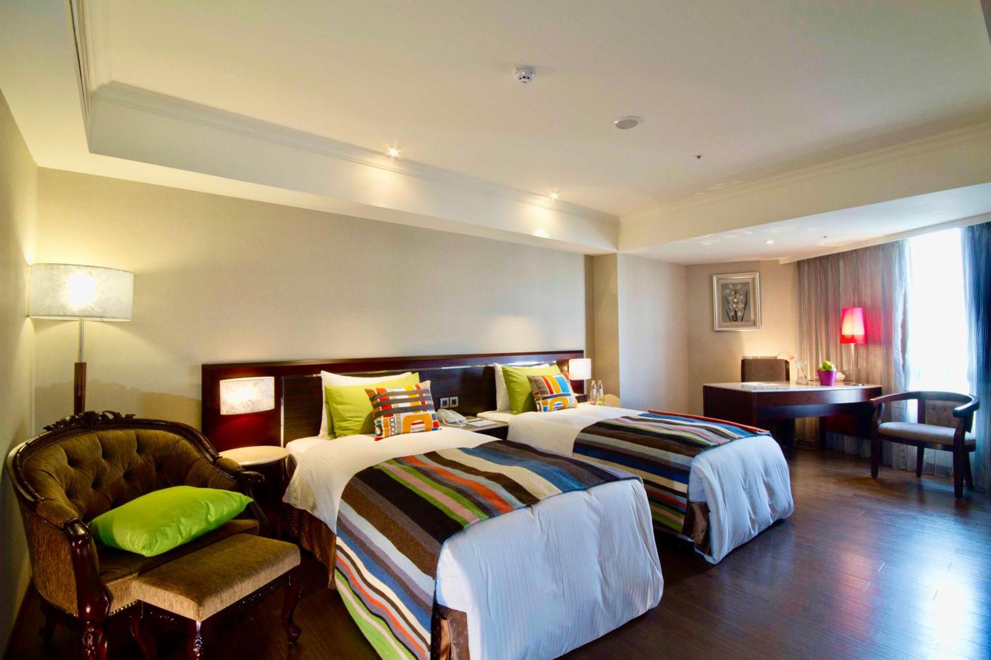 Taichung Charming City Hotel Exterior photo