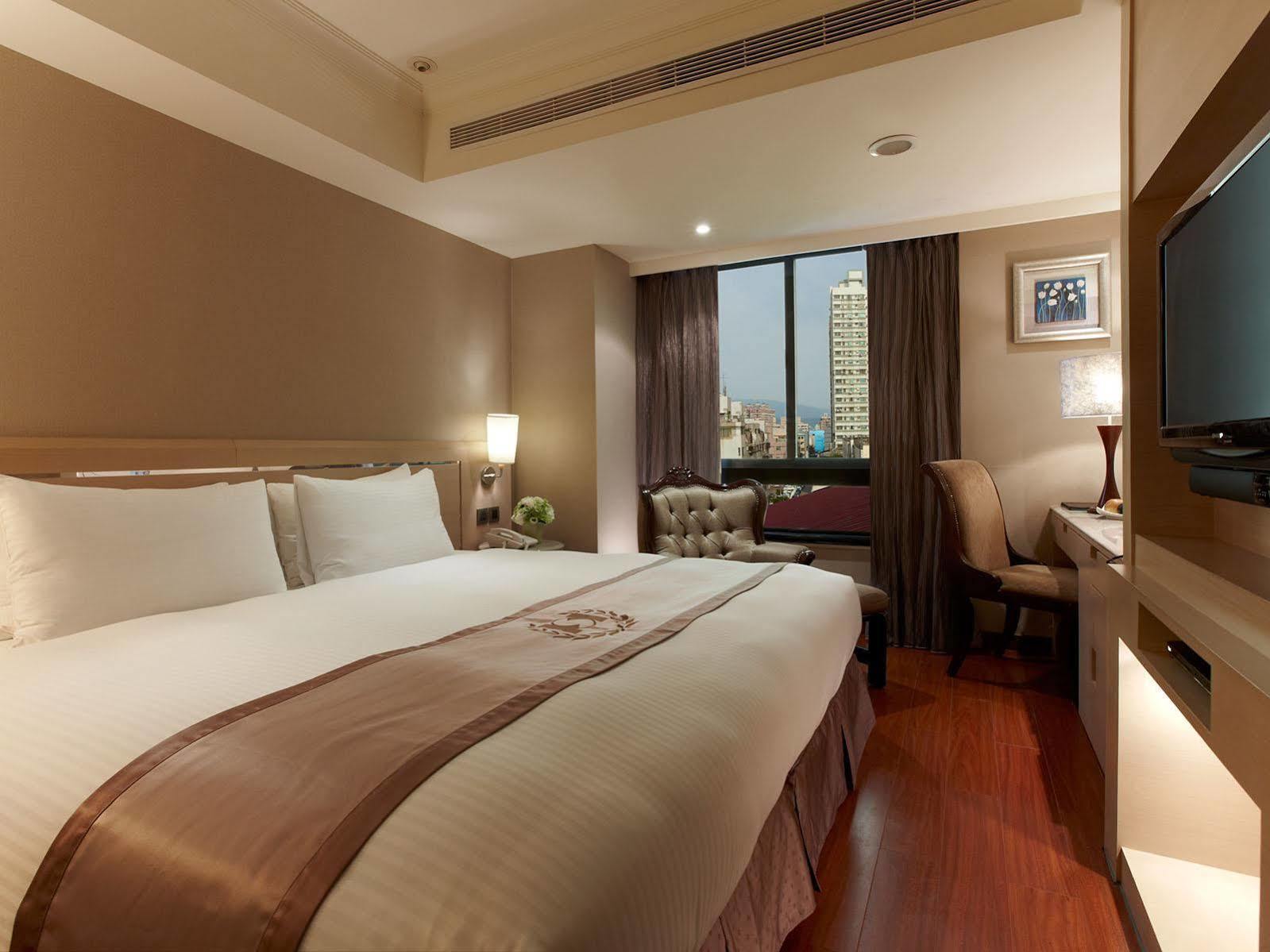 Taichung Charming City Hotel Exterior photo