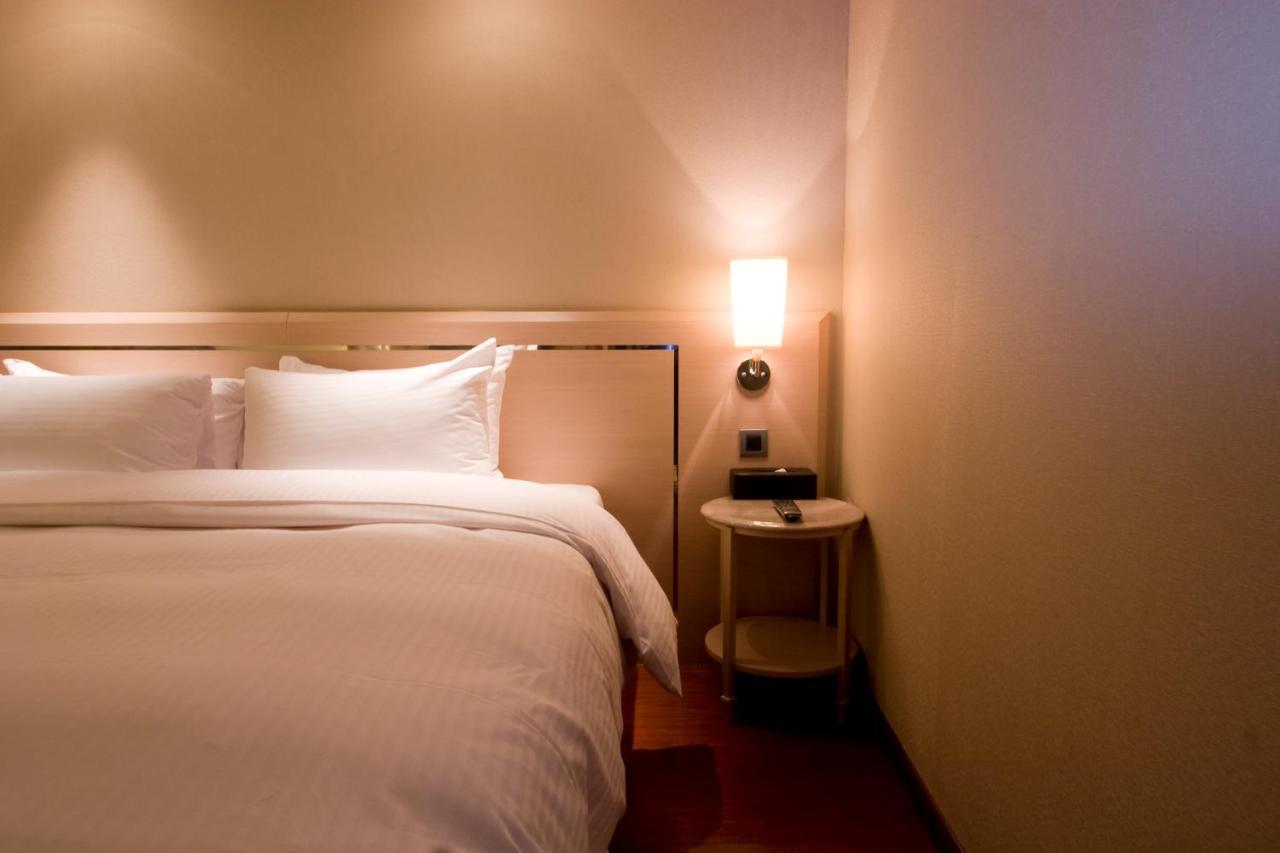 Taichung Charming City Hotel Exterior photo