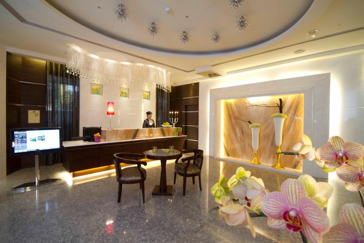 Taichung Charming City Hotel Exterior photo